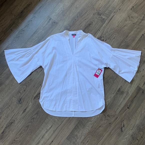 Vince Camuto NWT Bell-sleeve Blouse - Picture 1 of 7